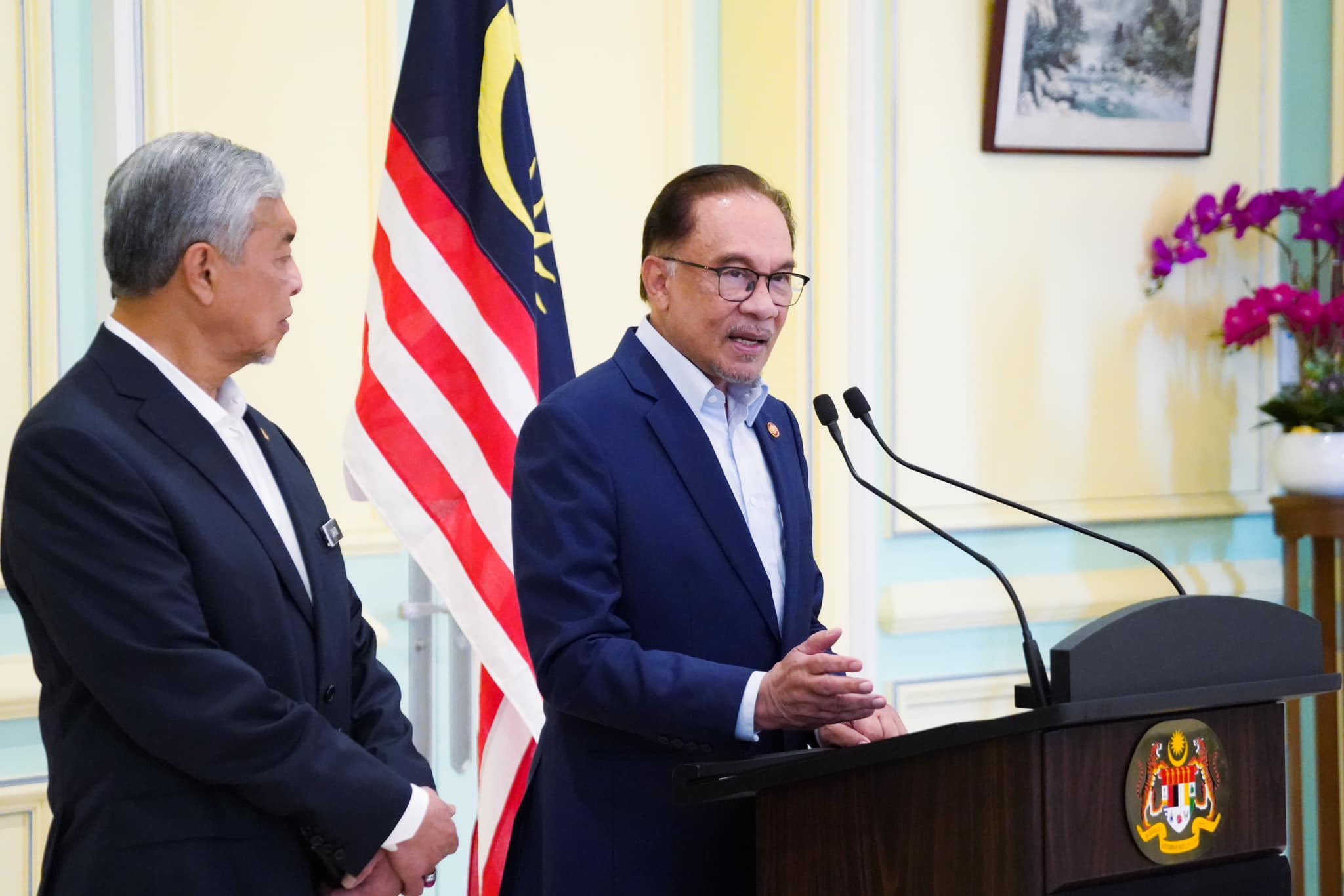 PM should adopt a more effective check and balance approach, backing ...